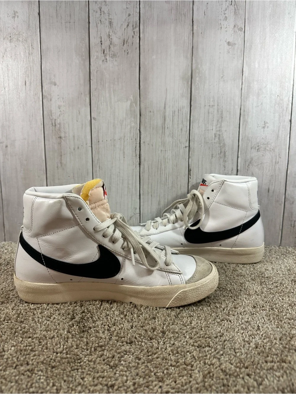 The Nike Blazer Mid '77 Vintage Sneakers Women’s 8